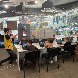 KIBERone стал официальным партнером Технопарка «Сколково» - КИБЕРшкола программирования для детей, компьютерные курсы для школьников, начинающих и подростков - KIBERone г. Лесколово